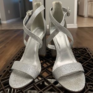Sparkly Silver Chunky Heels size 7.5
